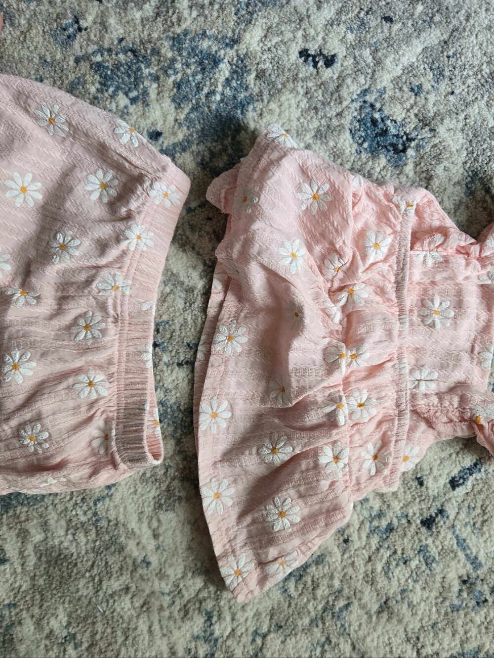 Pink Daisy Ruffle Two-Piece Baby Set - Picture 3 of 3